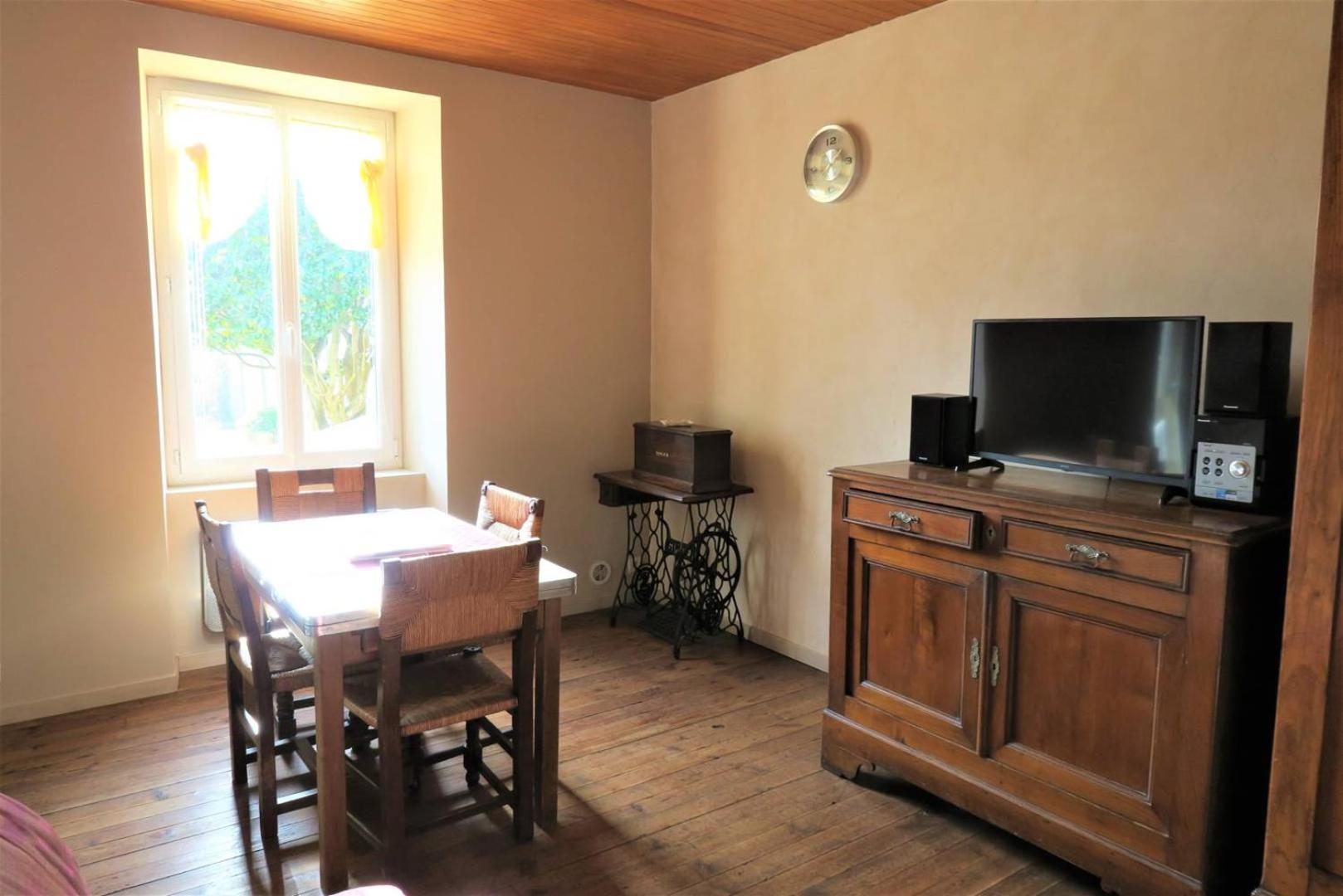 Maison Bretonne Avec Jardin Clos Au Centre De - Ref 928